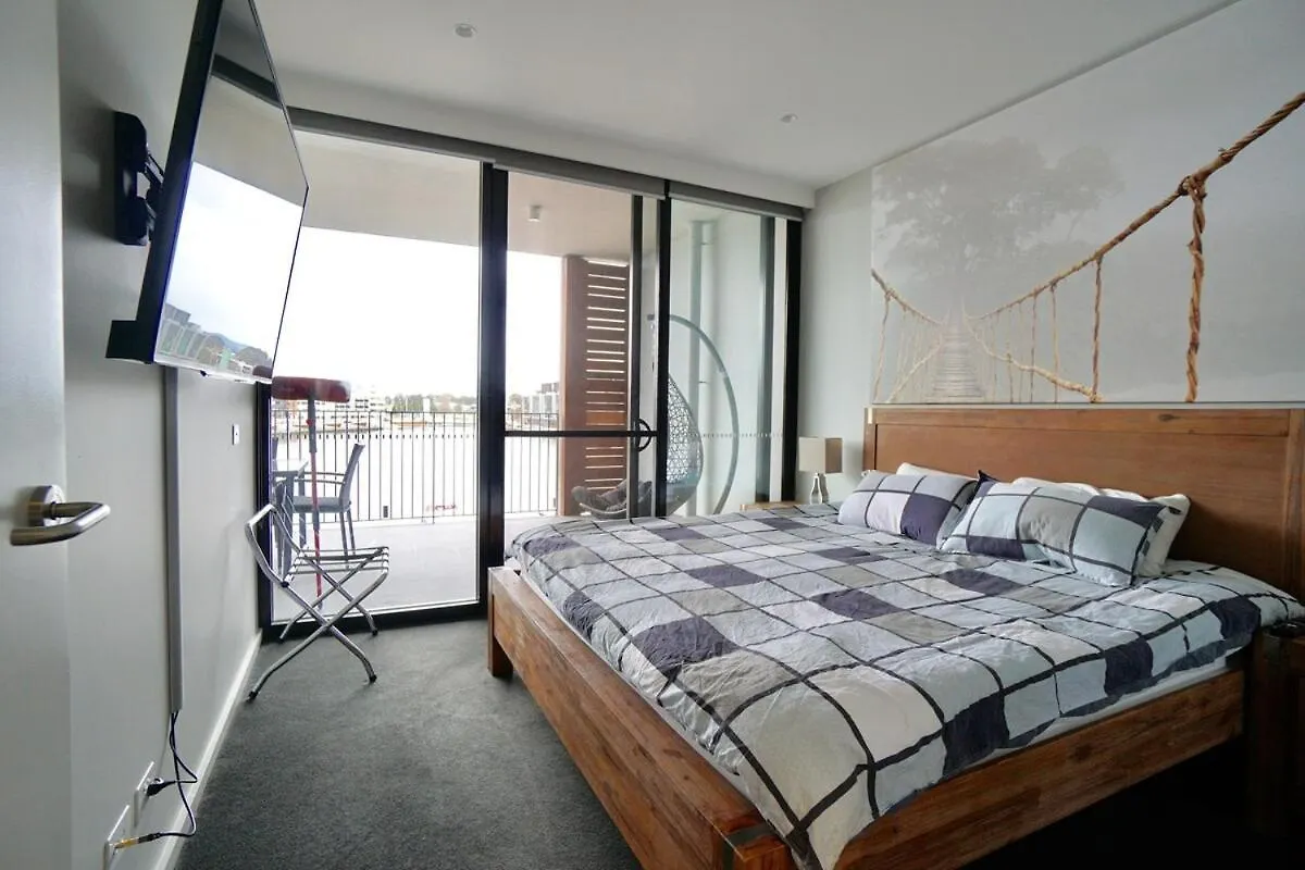 Prestige Waterfront Apartment In Kingston, Act Canberra